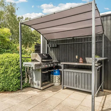 Stunning In With Kitchen Melby