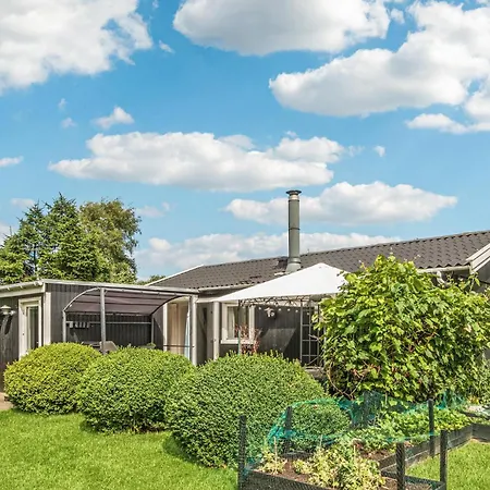 2 Bedroom Amazing In Melby